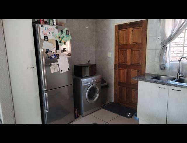 2 BEDROOM TOWNHOUSE FOR SALE IN BELLAIRS PARK